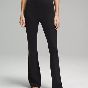 Lululemon size 6 Groove Nulu Super-High-Rise Flared Pant Regular